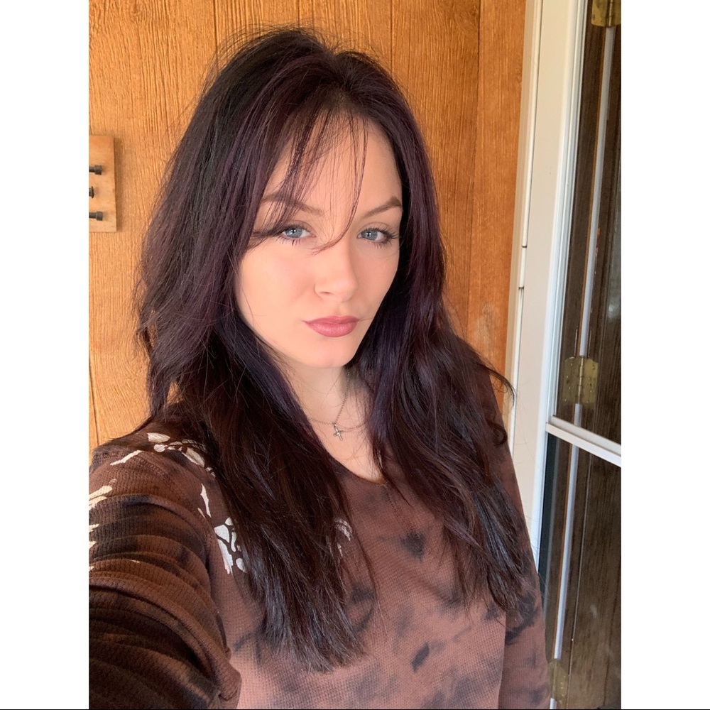 Meet your Posher, Shania